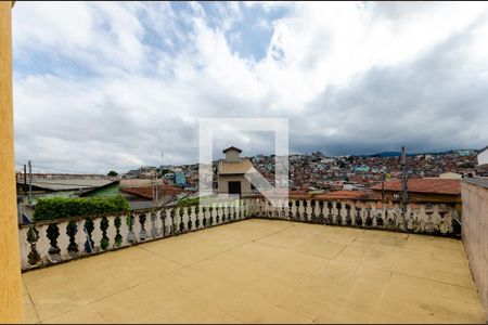 Casa à venda com 339m², 3 quartos e 4 vagasVaranda