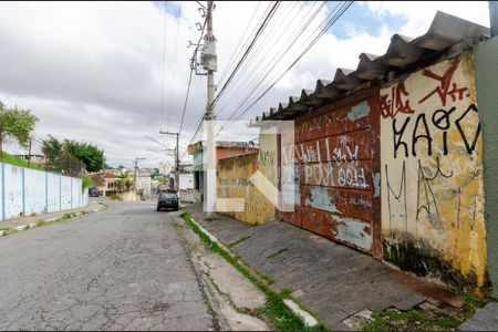 Casa à venda com 339m², 3 quartos e 4 vagasFachada 2