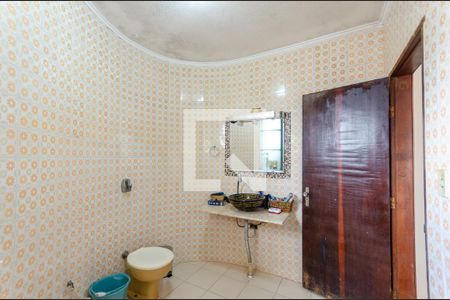 Casa à venda com 339m², 3 quartos e 4 vagasBanheiro da Suíte