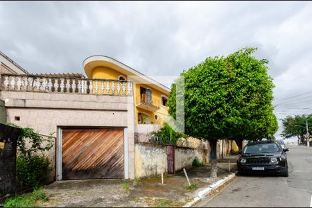 Casa à venda com 339m², 3 quartos e 4 vagasFachada 1