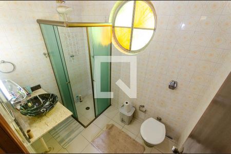 Casa à venda com 339m², 3 quartos e 4 vagasBanheiro