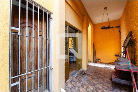 Casa à venda com 339m², 3 quartos e 4 vagasCorredor