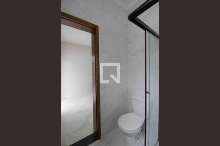 Casa de condomínio para alugar com 181m², 3 quartos e 4 vagasBanheiro da Suíte 3