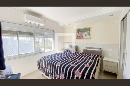 Casa à venda com 270m², 4 quartos e 6 vagas Casa à venda com 270m², 4 quartos e 6 vagasSuíte 1