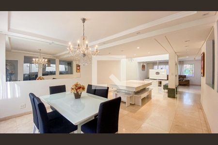 Casa à venda com 270m², 4 quartos e 6 vagas Casa à venda com 270m², 4 quartos e 6 vagasSala - Sala de Jantar