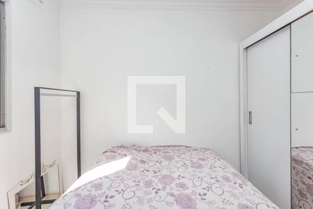 Quarto 2 de apartamento para alugar com 2 quartos, 54m² em Jardim Celeste, São Paulo