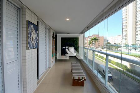Varanda de apartamento para alugar com 3 quartos, 109m² em Jardim Tres Marias, Guarujá