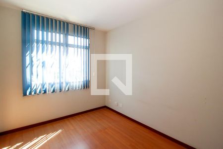 Quarto 2 de apartamento para alugar com 2 quartos, 64m² em Palmares, Belo Horizonte