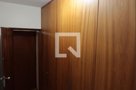 Apartamento para alugar com 198m², 3 quartos e 2 vagasCloset da suíte