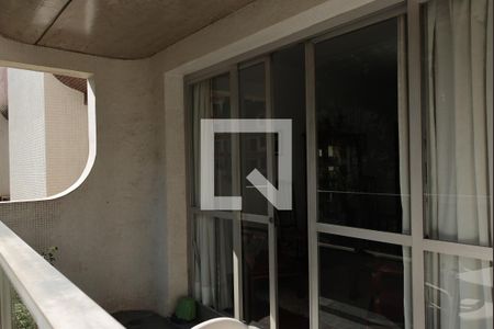 Apartamento para alugar com 198m², 3 quartos e 2 vagasVaranda