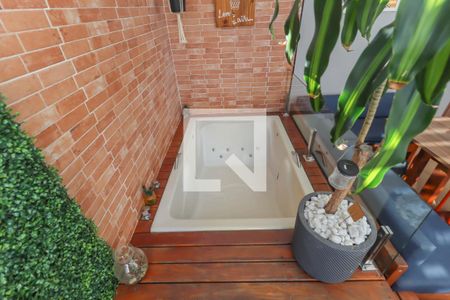 Apartamento à venda com 75m², 2 quartos e 1 vagaÁrea gourmet