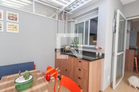 Apartamento à venda com 75m², 2 quartos e 1 vagaÁrea gourmet