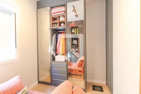 Apartamento à venda com 75m², 2 quartos e 1 vagaQuarto 2