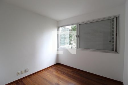 Quarto 1 de apartamento para alugar com 3 quartos, 100m² em Vila Uberabinha, São Paulo