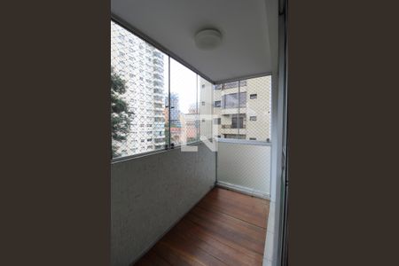 Varanda de apartamento para alugar com 3 quartos, 100m² em Vila Uberabinha, São Paulo