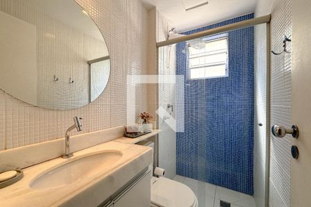 Apartamento à venda com 106m², 2 quartos e 2 vagas Apartamento à venda com 106m², 2 quartos e 2 vagasBanheiro