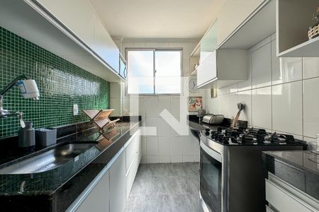 Apartamento à venda com 106m², 2 quartos e 2 vagas Apartamento à venda com 106m², 2 quartos e 2 vagasCozinha