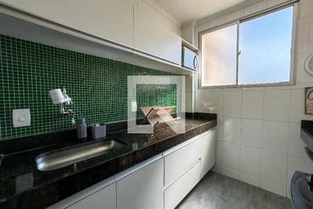 Apartamento à venda com 106m², 2 quartos e 2 vagas Apartamento à venda com 106m², 2 quartos e 2 vagasCozinha