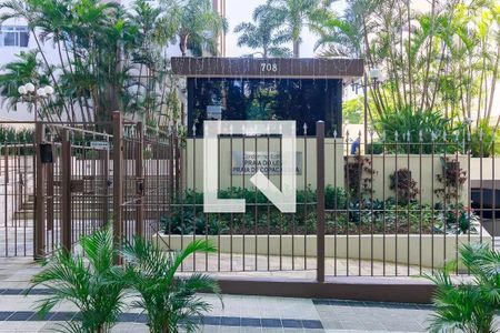 Apartamento à venda com 74m², 3 quartos e 1 vagaFachada e portaria