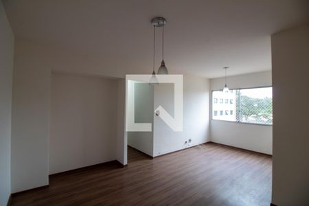 Sala de apartamento à venda com 3 quartos, 74m² em Santo Amaro, São Paulo