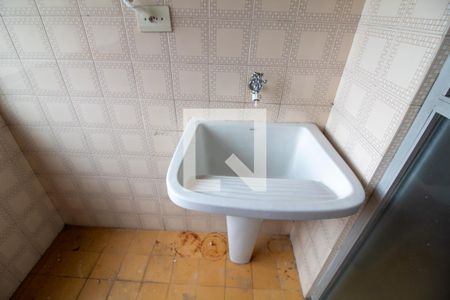 Apartamento à venda com 74m², 3 quartos e 1 vagaÁrea de Serviço