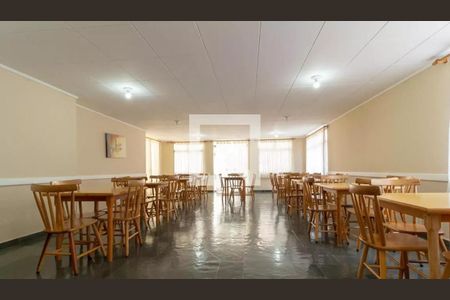 Apartamento à venda com 74m², 3 quartos e 1 vagaÁrea comum - Salão de festas