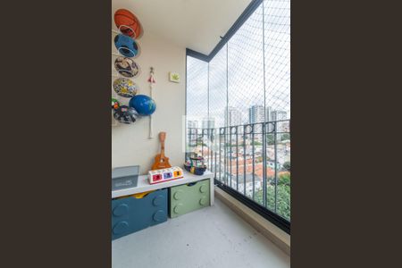 Sacada de apartamento para alugar com 3 quartos, 90m² em Bosque da Saúde, São Paulo