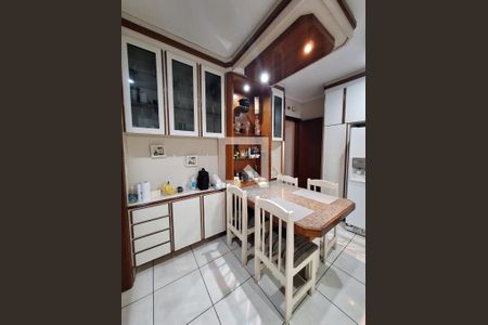 Apartamento à venda com 330m², 4 quartos e 3 vagasFoto 27