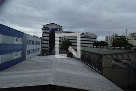 Vista da Suíte  de apartamento para alugar com 3 quartos, 70m² em Taquara, Rio de Janeiro
