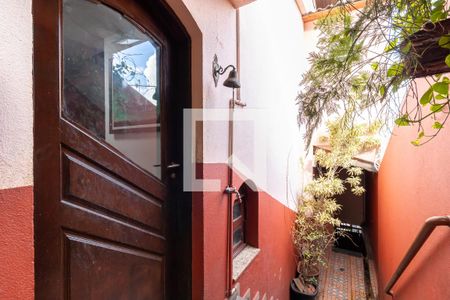 Casa à venda com 200m², 3 quartos e 2 vagasCorredor Lateral