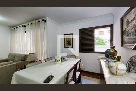 Apartamento à venda com 90m², 2 quartos e 1 vagaSala de Jantar