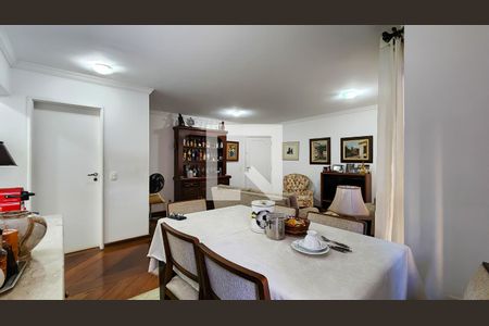Apartamento à venda com 90m², 2 quartos e 1 vagaSala de Jantar