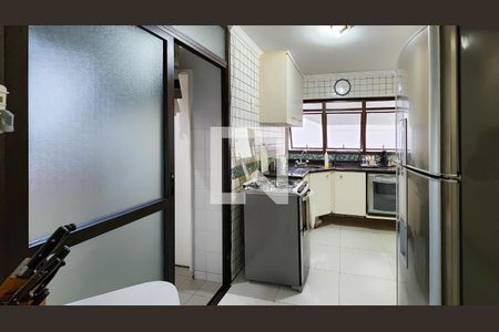 Apartamento à venda com 90m², 2 quartos e 1 vagaCozinha