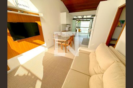 Sala de TV de apartamento para alugar com 3 quartos, 100m² em Ingleses do Rio Vermelho, Florianópolis
