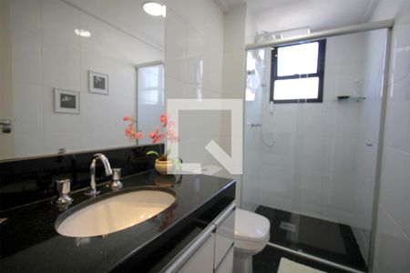 Apartamento à venda com 147m², 4 quartos e 3 vagasBanheiro