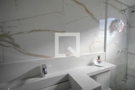 Apartamento à venda com 147m², 4 quartos e 3 vagasBanheiro da Suíte 1