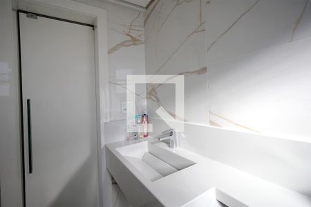 Apartamento à venda com 147m², 4 quartos e 3 vagasBanheiro da Suíte 1