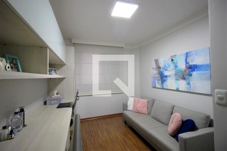 Apartamento à venda com 147m², 4 quartos e 3 vagasQuarto 2