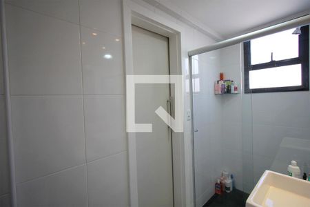 Apartamento à venda com 147m², 4 quartos e 3 vagasBanheiro da Suíte 2