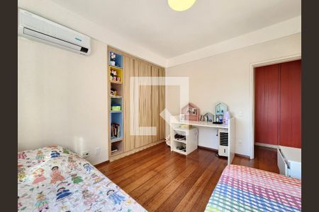 Quarto 2 de apartamento à venda com 3 quartos, 240m² em Cruzeiro, Belo Horizonte