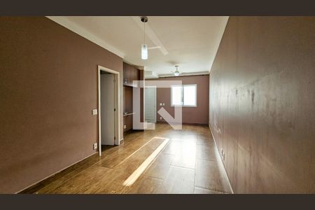 Sala de casa de condomínio para alugar com 3 quartos, 100m² em Jardim Umuarama, São Paulo