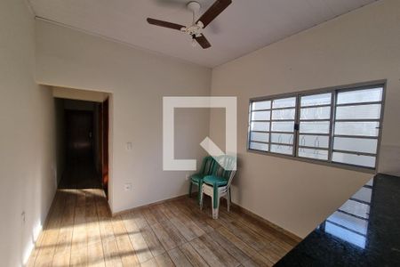 Sala de casa para alugar com 2 quartos, 45m² em Vila Virginia, Ribeirão Preto