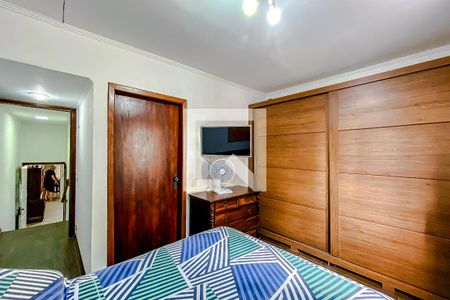 Casa à venda com 238m², 2 quartos e 7 vagasQuarto 2 - Suíte