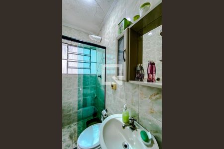 Casa à venda com 238m², 2 quartos e 7 vagasBanheiro da Suíte 1