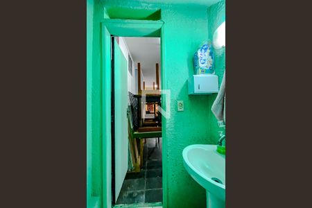 Casa à venda com 238m², 2 quartos e 7 vagasLavabo 2