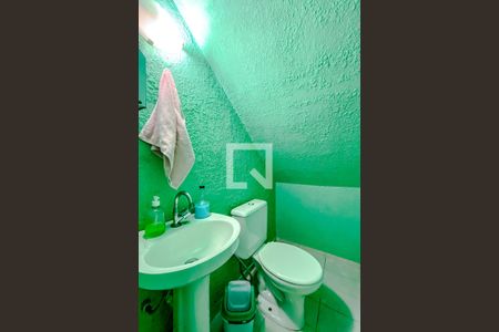 Casa à venda com 238m², 2 quartos e 7 vagasLavabo 2