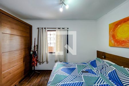 Casa à venda com 238m², 2 quartos e 7 vagasQuarto 2 - Suíte