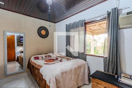 Quarto 1 de casa para alugar com 3 quartos, 300m² em Vila São José, Porto Alegre