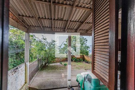 Quarto 1 de casa para alugar com 3 quartos, 300m² em Vila São José, Porto Alegre