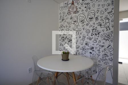 Sala de casa para alugar com 2 quartos, 65m² em Campeche, Florianópolis